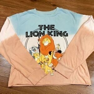 Disney Lion King Ling Sleeve Tshirt size XS
